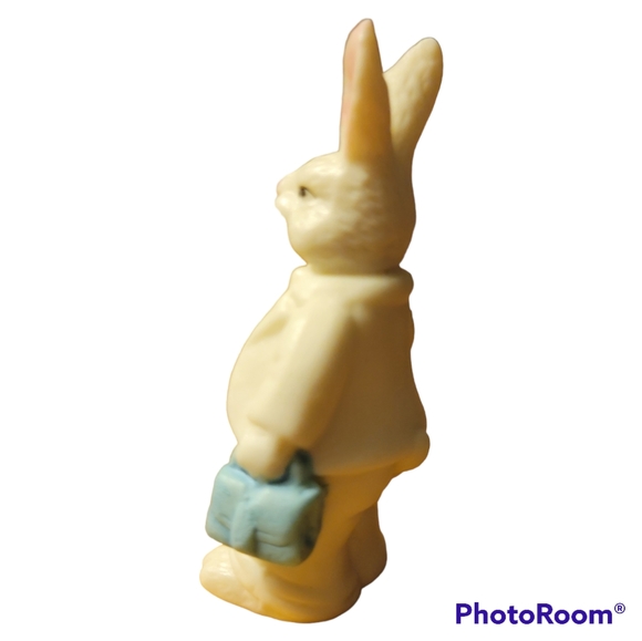 Set of 4 3" tall porcelain Easter bunnies - Picture 15 of 16